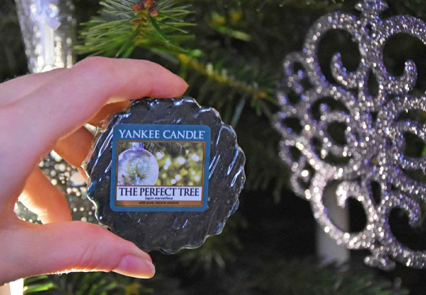  all is Bright & casa per le vacanze Official Yankee Candle The Perfect Christmas set of 2 classic Signature medio con fiocchi di neve regalo  
