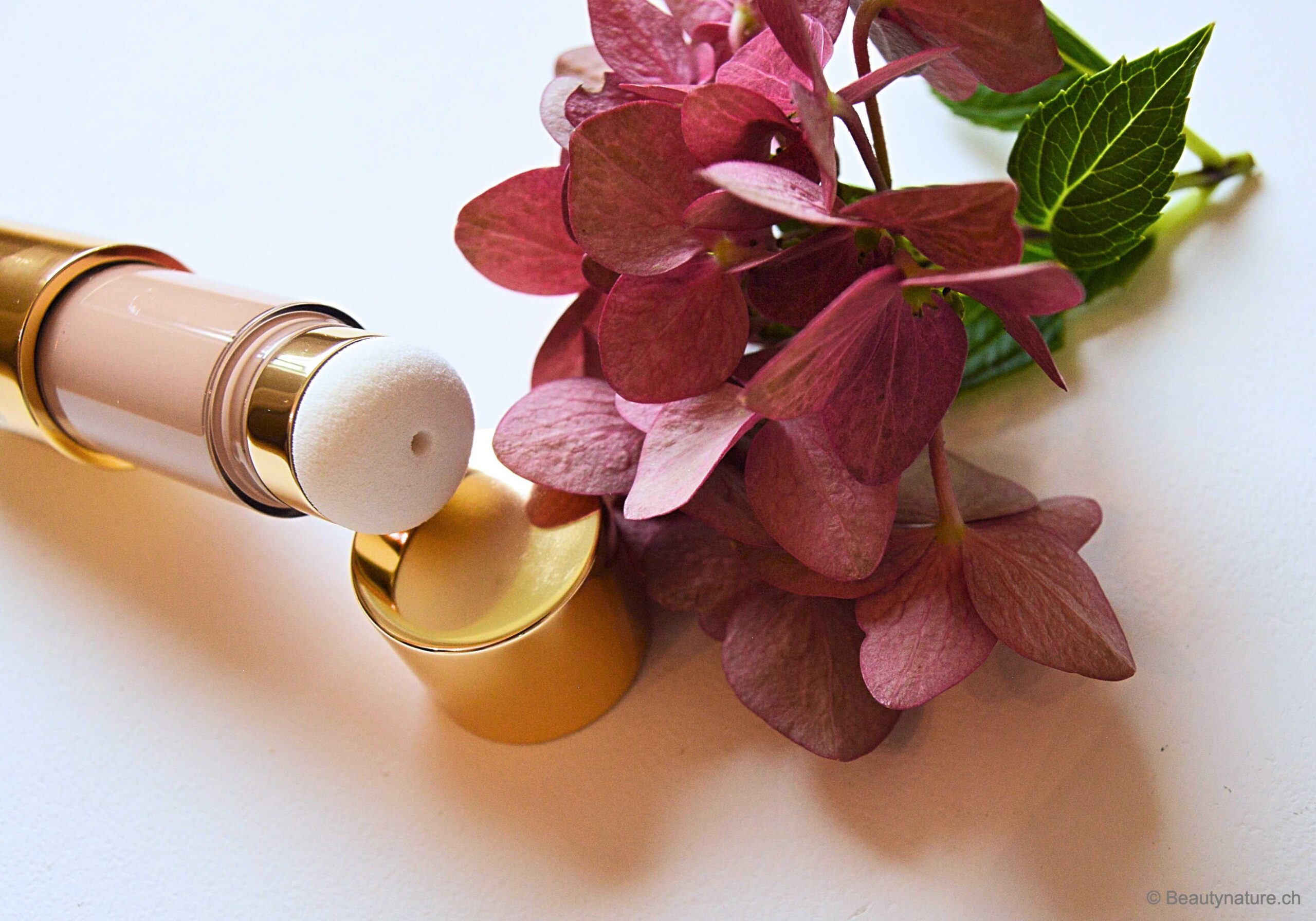 Estée Lauder Double Wear Nude Cushion Stick Radiant Makeup