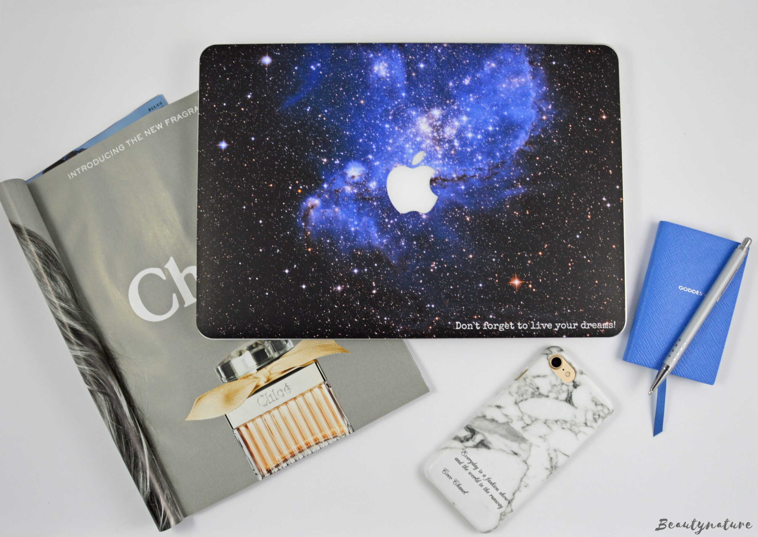 Christmassy vibes at Caseapp & Giveaway