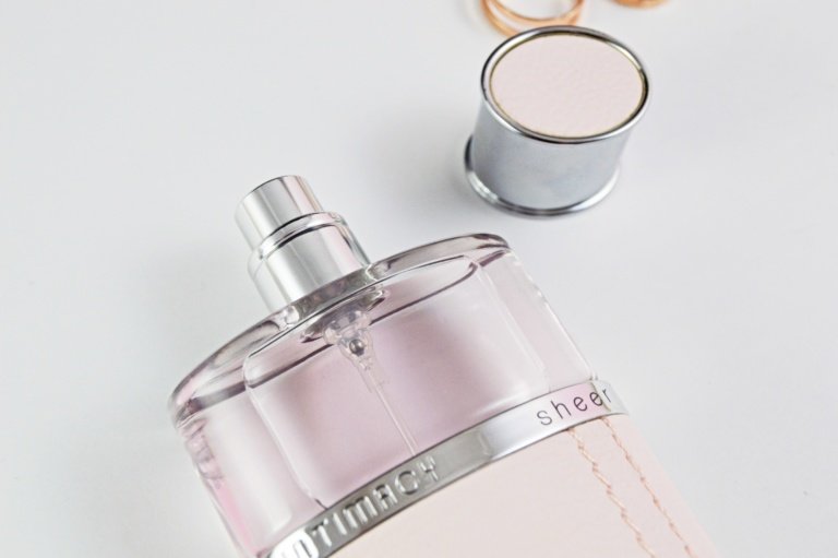 Intimacy sheer parfum