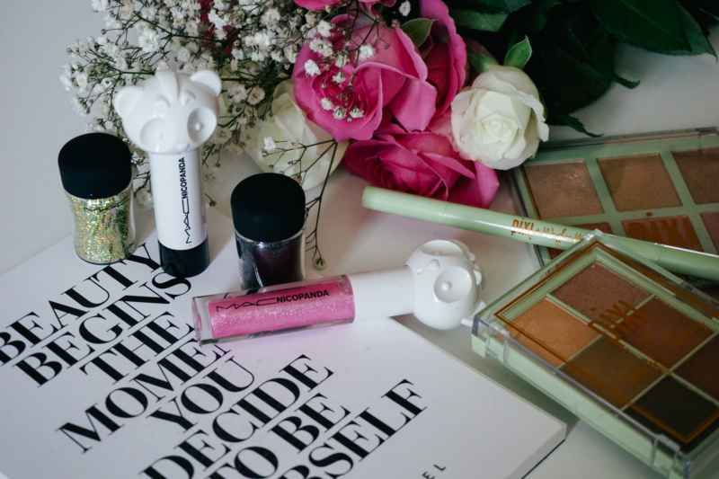 Pixi Beauty Mac Cosmetics