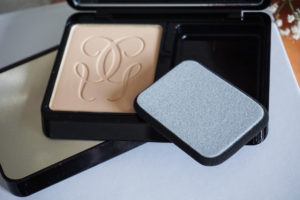 Guerlain Lingerie de Peau Compact Mat Alive Review