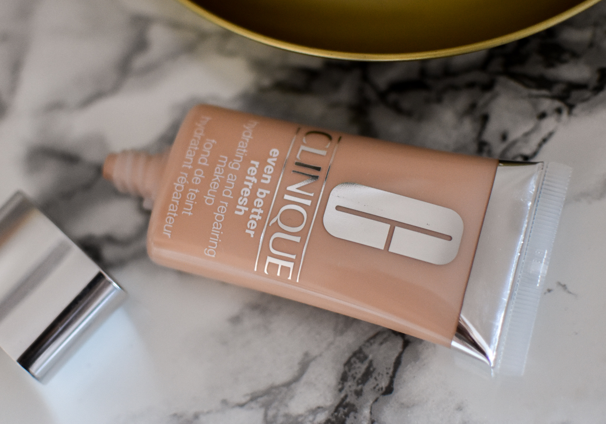 lol ubemandede del Review: Clinique Even Better Refresh™ Hydrating and Repairing Makeup | The  Chic Advocate