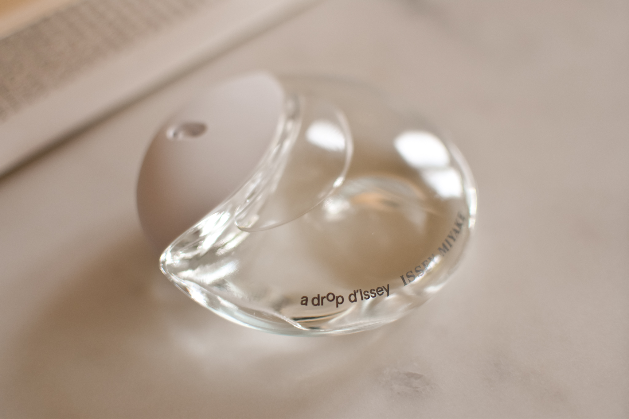 ISSEY MIYAKE - a drop d'Issey