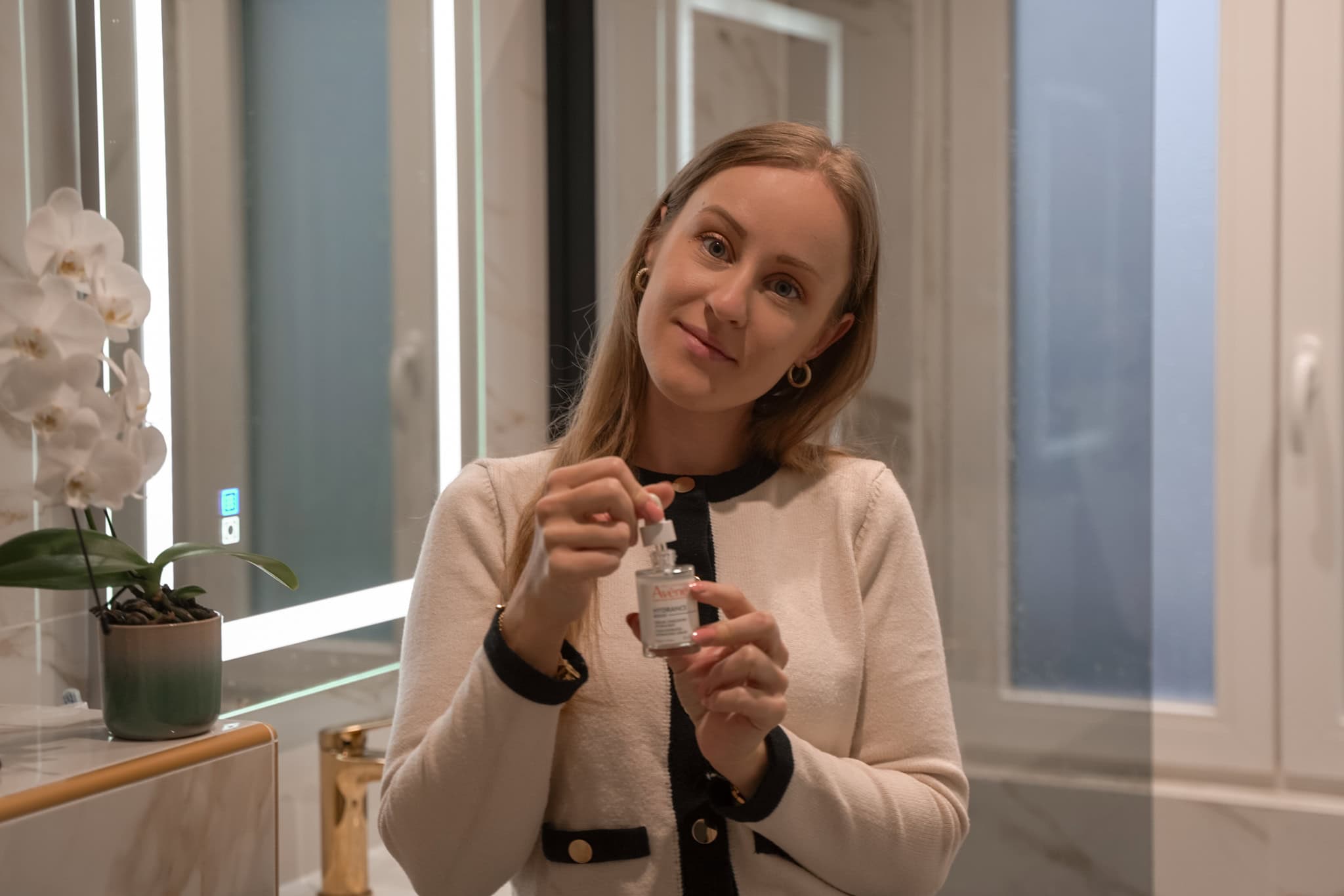 Thermal Water Skincare for Autumn: Avène Hydrance Boost Serum Review